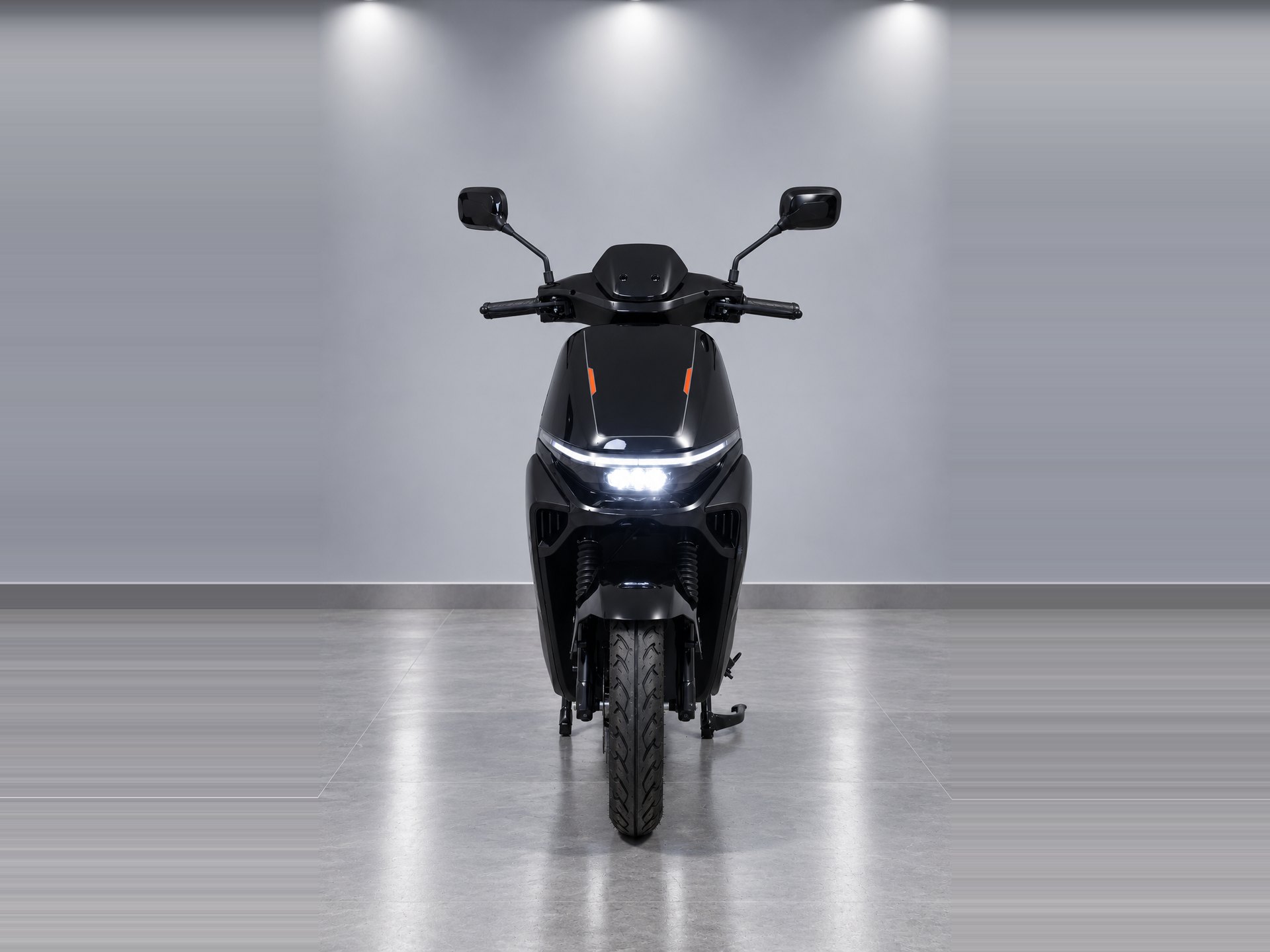 M2 in Black, front view