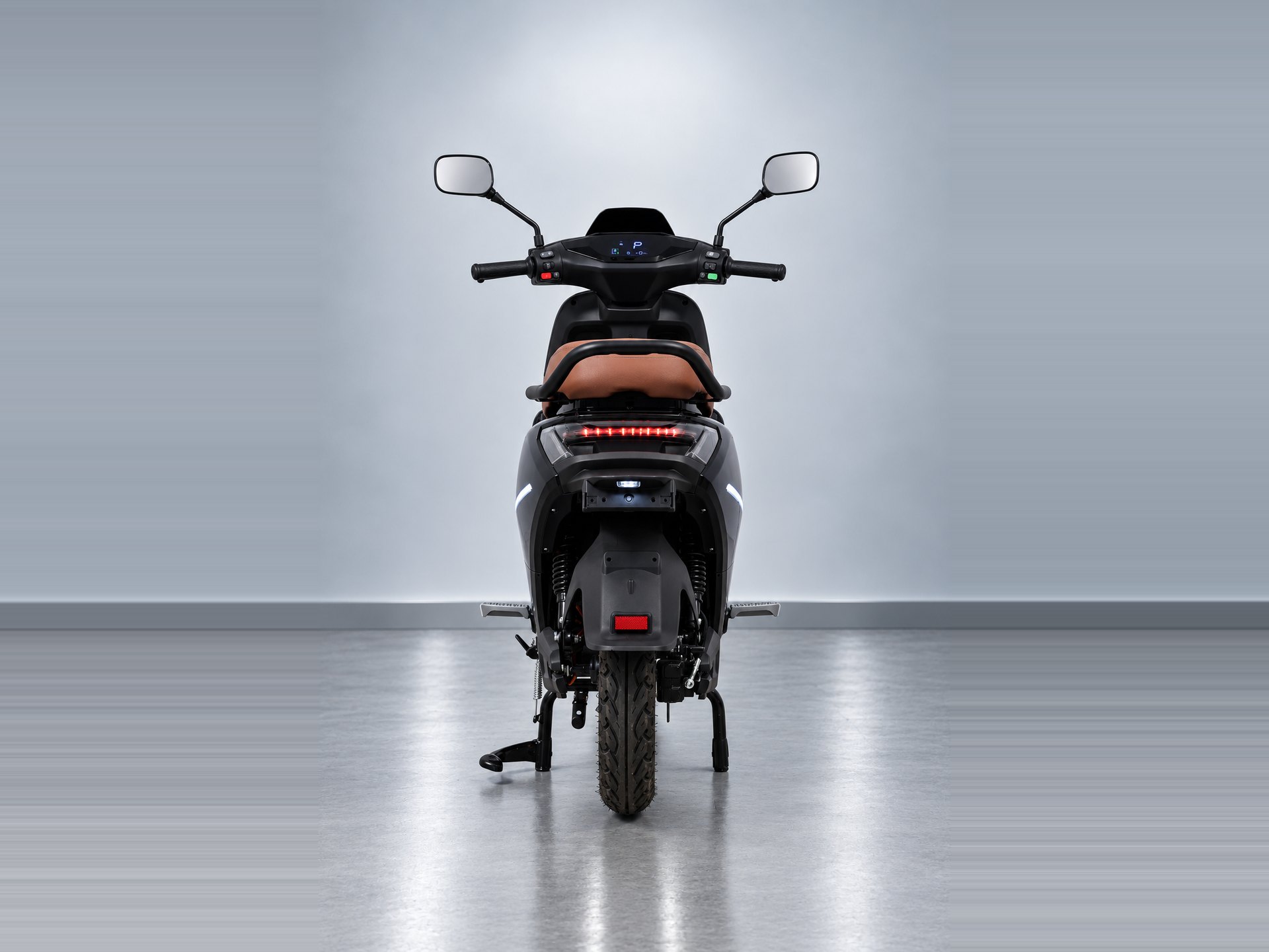 M2 in Black, rear view